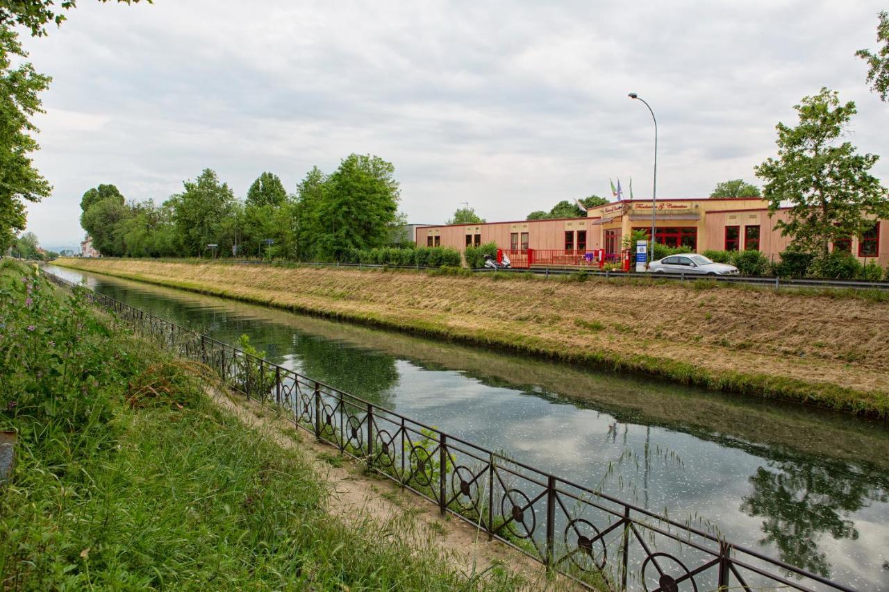 B&B Campari 10 Pavia Kültér fotó